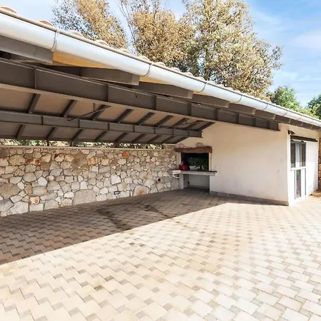 Dioniz Villa *